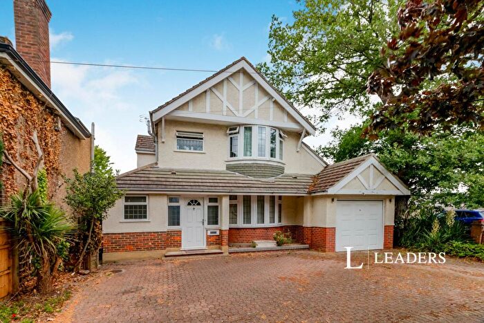 1 Bedroom House To Rent In Burwood Road, Hersham, KT12