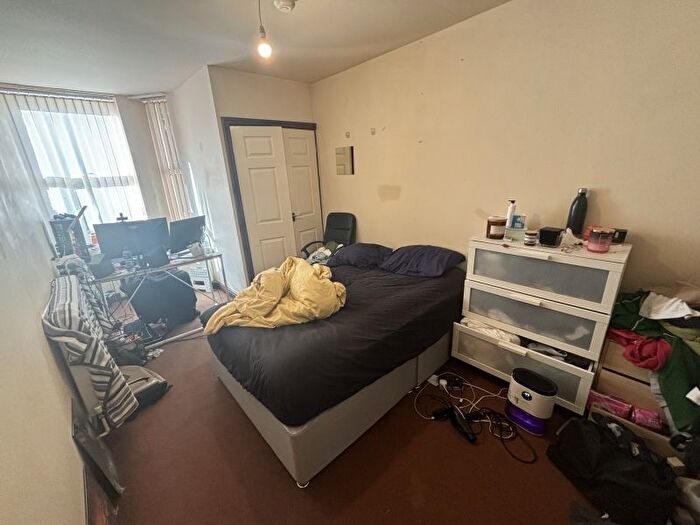 2 Bedroom Terraced House To Rent In Moorland Avenue, Hyde Park, Leeds, LS6