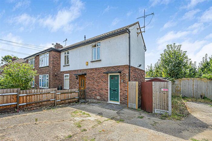1 Bedroom Flat To Rent In Kings Head Hill, Chingford, E4