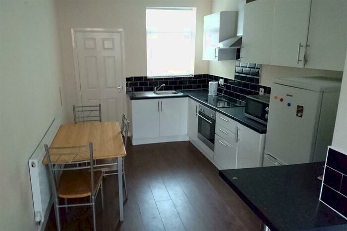 3 Bedroom Terraced House To Rent In Lower Ford Street, Coventry, CV1