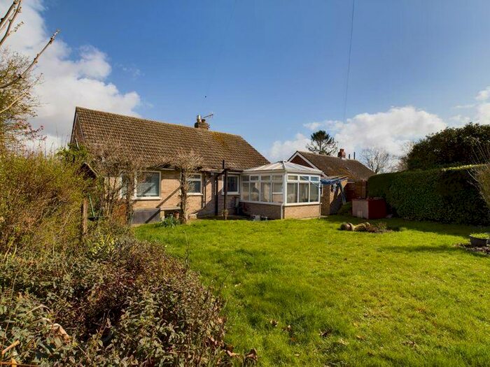 2 Bedroom Detached Bungalow For Sale In Wood Close, Tostock, IP30