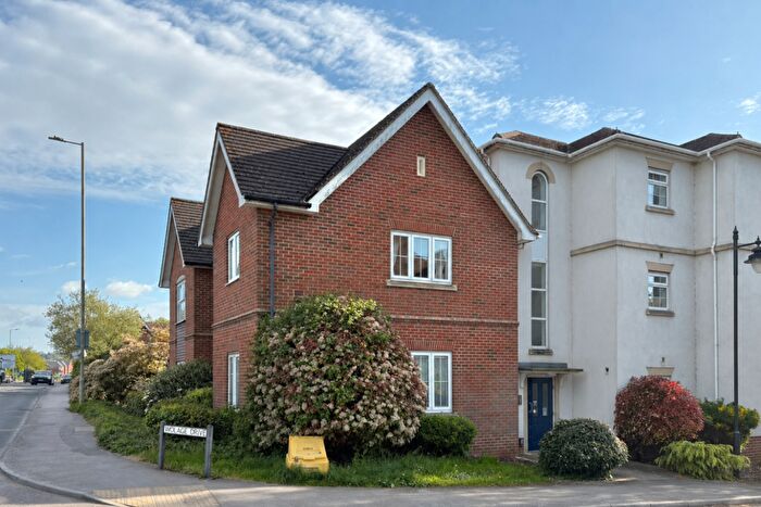 2 Bedroom Apartment For Sale In Wolage Drive, Grove, OX12