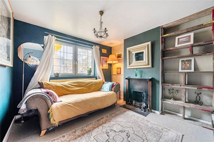 2 Bedroom Semi Detached House For Sale In Dartmouth Road, Sydenham, London, SE26