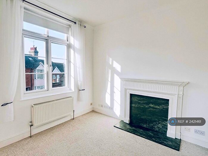 2 Bedroom Flat To Rent In Church Hill, Newhaven, BN9