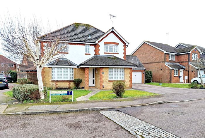 4 Bedroom Detached House To Rent In Lyric Close, Maidenbower, Crawley, RH10