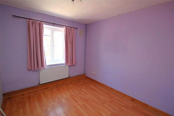 3 Bedroom Bungalow For Sale In Friars Pond Road, Fareham, Hampshire, PO15