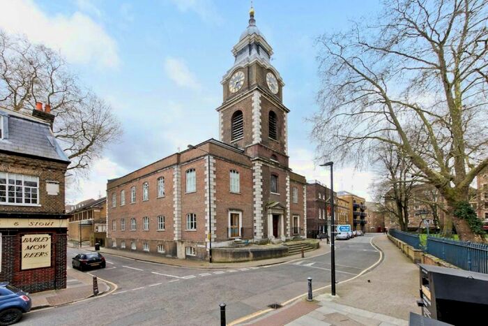 2 Bedroom Flat To Rent In Scandrett Street, London, E1W