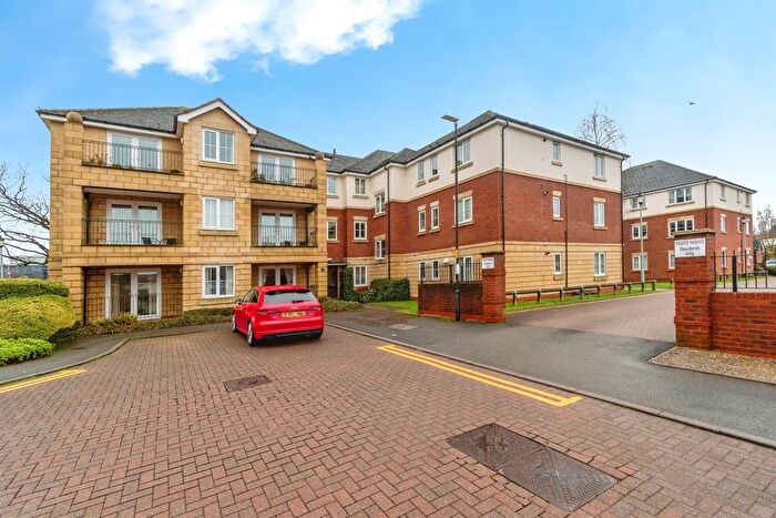 2 Bedroom Flat For Sale In Parkhouse Grove, Aldridge, Walsall, WS9