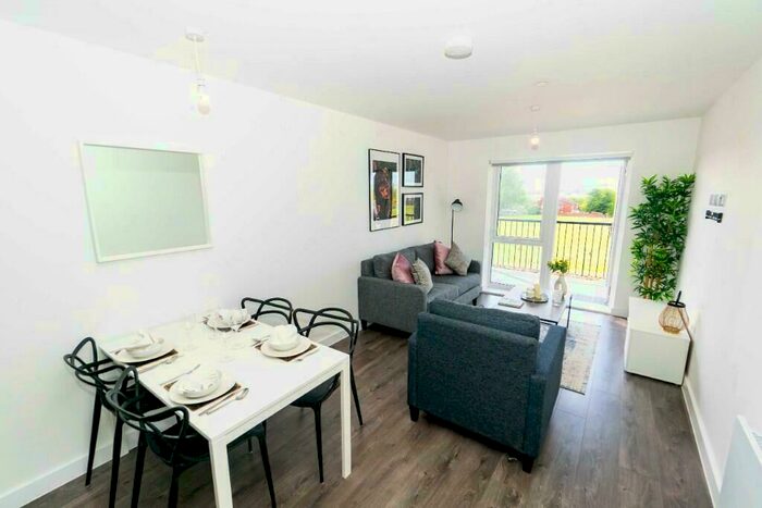 2 Bedroom Apartment To Rent In City Residence, Liverpool, Merseyside, L5