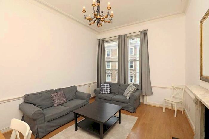 2 Bedroom Flat To Rent In Clanricarde Gardens, Notting Hill Gate, W2