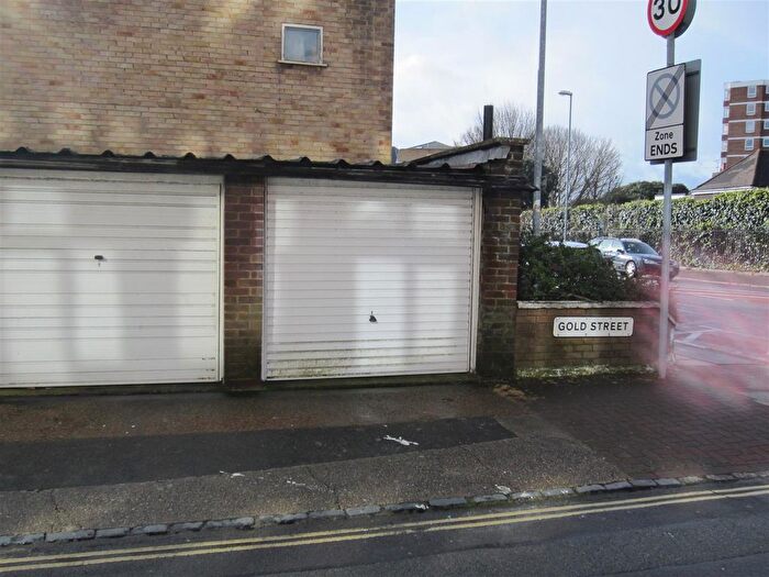 Garage / Parking To Rent In Jubilee Terrace, Southsea, PO5