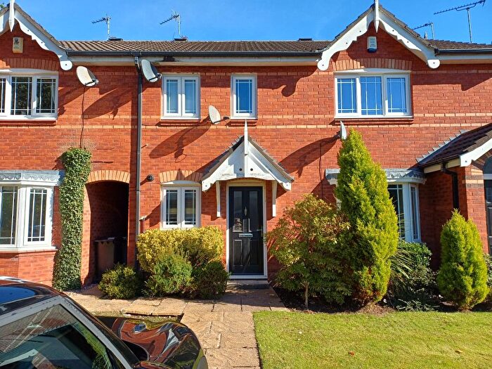 1 Bedroom Mews For Sale In Chadwick Close, Wilmslow, SK9