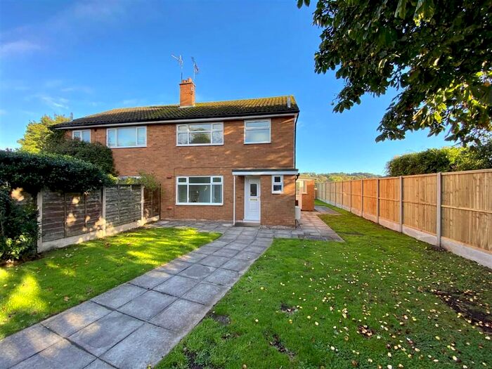 3 Bedroom Semi-Detached House To Rent In Oulton Road, Stone ST15