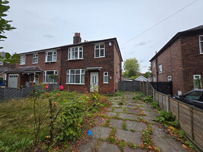 3 Bedroom Semi-Detached House To Rent In Manor Road, Salford, M6