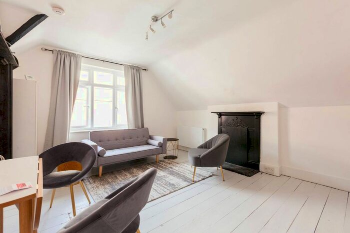 Studio To Rent In Pendennis Road, Streatham, London, SW16