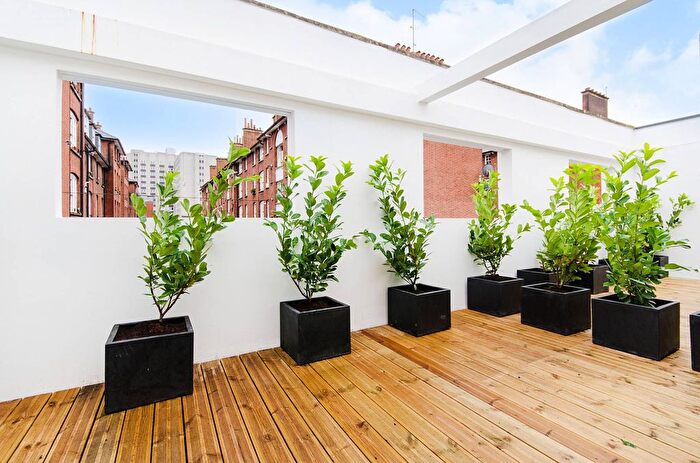 1 Bedroom Flat To Rent In Ariana Apartments, Fulham, London, SW6