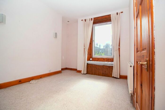 1 Bedroom Flat To Rent In Smithfield Street, Gorgie, Edinburgh, EH11