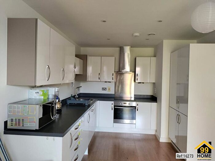 2 Bedroom Flat To Rent In Knightley Court, Harrow, United Kingdom, HA3