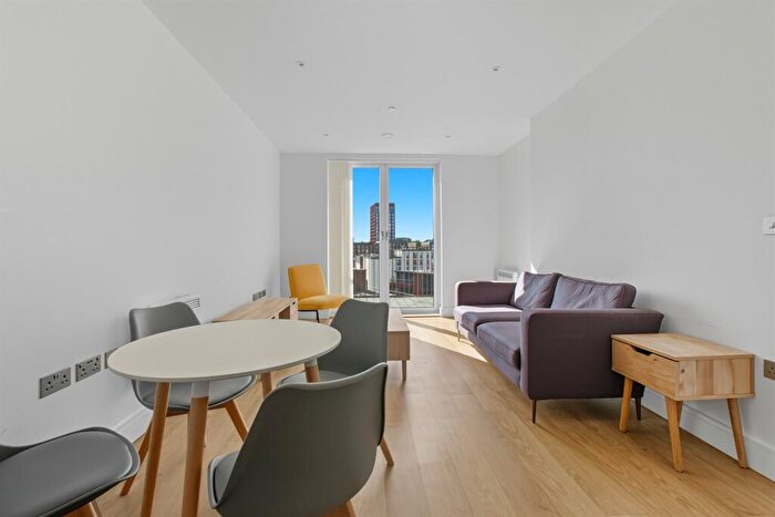 2 Bedroom Apartment To Rent In East Timber Yard, Pershore Street, B5