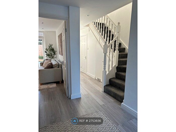 3 Bedroom End Terrace House To Rent In Links Green Walk, Newcastle Upon Tyne, NE3