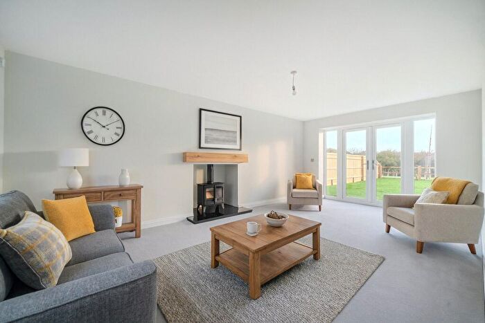 4 Bedroom Detached House For Sale In Bowbrook Copse, Monk Sherborne Road, Charter Alley, Hampshire, RG26
