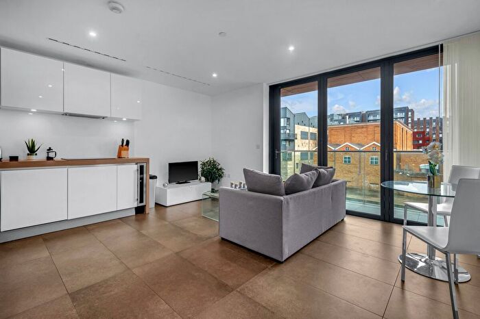 1 Bedroom Flat To Rent In London Borough Of Islington, EC1V