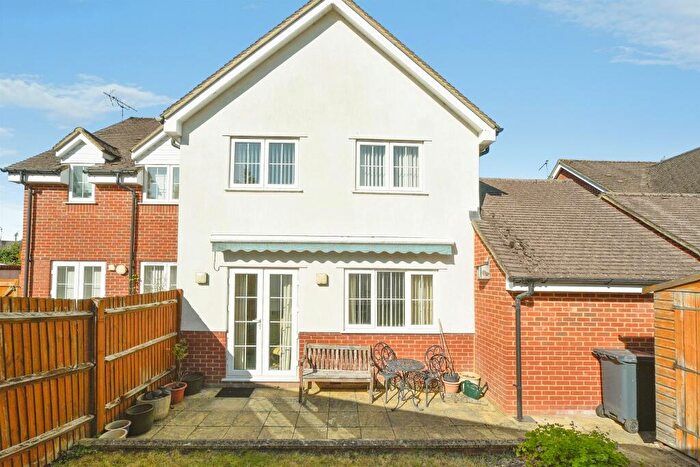 3 Bedroom Semi-Detached House For Sale In Bishops Reach, Allington, Salisbury, SP4
