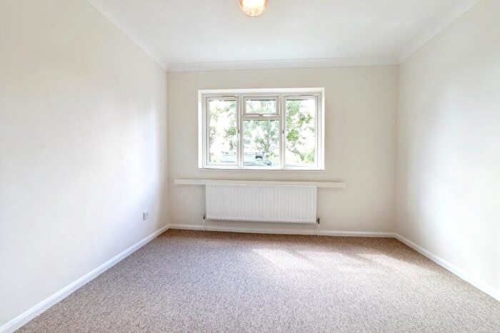 2 Bedroom Bungalow To Rent In Brookfields, Wyton, Cambs, PE28