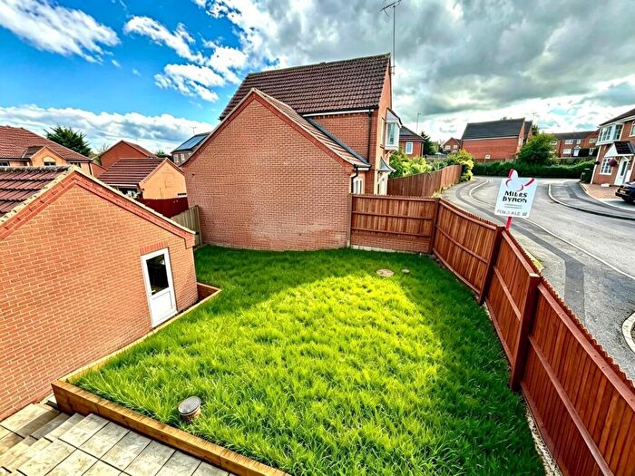3 Bedroom Detached House For Sale In Oliver Close, The Prinnels, Swindon, SN5