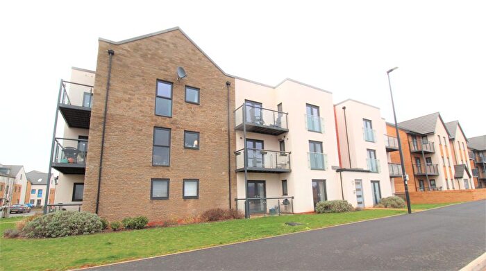 2 Bedroom Flat To Rent In Dowsell Way, Yate, Bristol, Gloucestershire, BS37