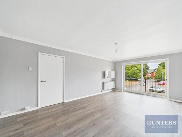 2 Bedroom Flat To Rent In Belworth Court, Hatherley Road, GL51