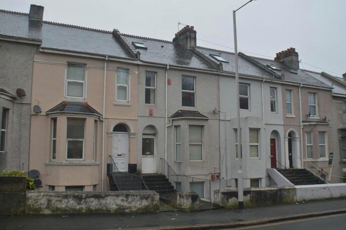 3 Bedroom Flat To Rent In Percy Terrace, Plymouth, Devon, PL4