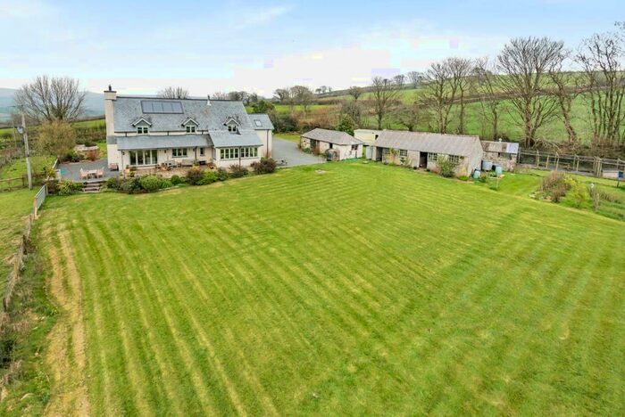 4 Bedroom Detached House For Sale In Lifton, Devon, PL16