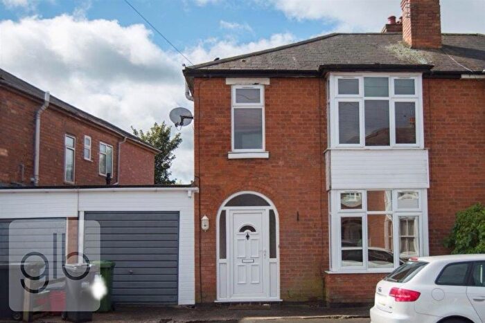 5 Bedroom Property To Rent In Wathen Road, Leamington Spa, CV32