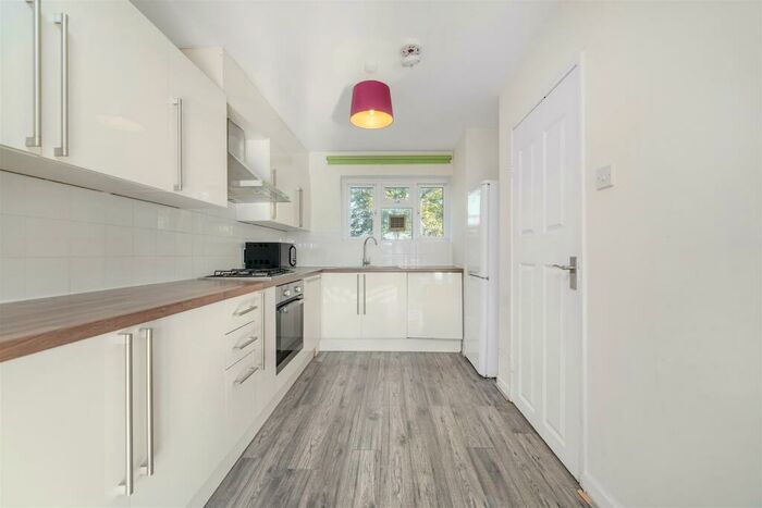 2 Bedroom Flat To Rent In Violette Szabo House, Hamilton Road, West Norwood, SE27
