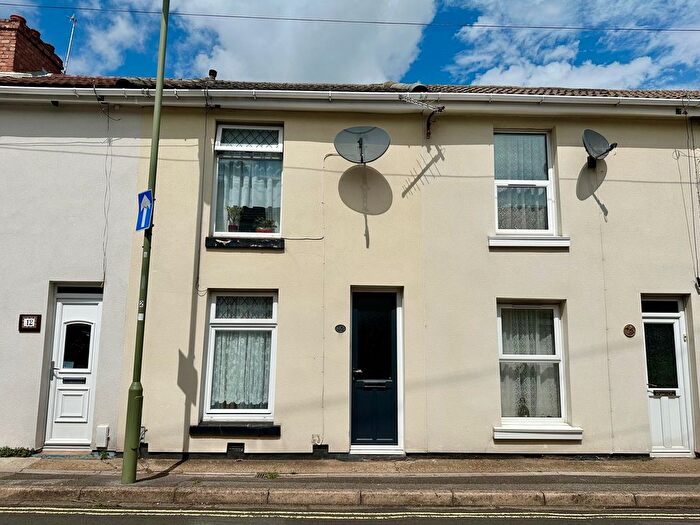 2 Bedroom Property To Rent In Clifton Street, Gosport, PO12