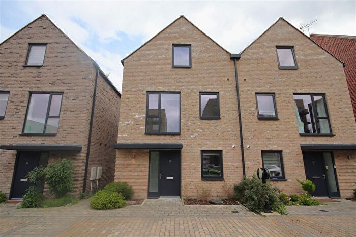 3 Bedroom Property To Rent In Clara Rackham Street, Cambridge, CB1