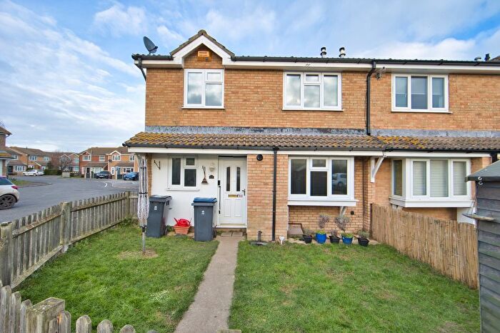 2 Bedroom End Terrace House For Sale In Roman Close, Deal, Kent, CT14