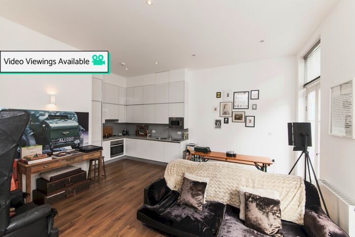 1 Bedroom Flat To Rent In Guilford Street, Russell Square, WC1N