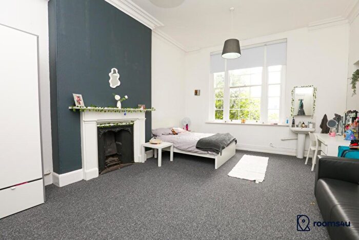 7 Bedroom Town House To Rent In Falkner Square, Liverpool, Merseyside, L8