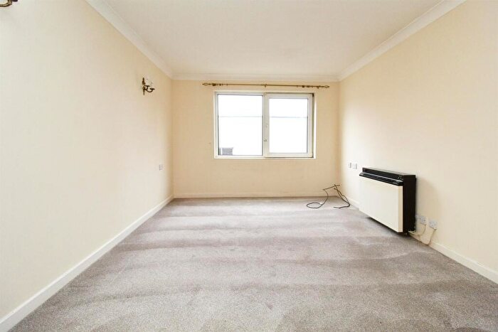 1 Bedroom Retirement Property To Rent In Homeport House, - Hoghton Street, Southport, PR9