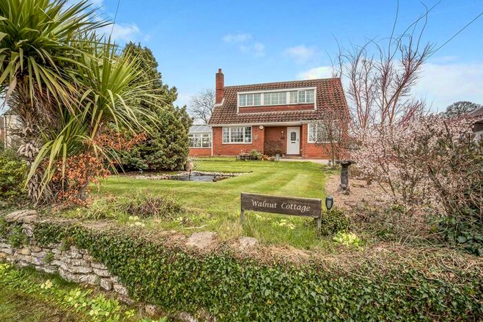 4 Bedroom Detached House For Sale In Main Street, Milton, Newark, Nottinghamshire, NG22