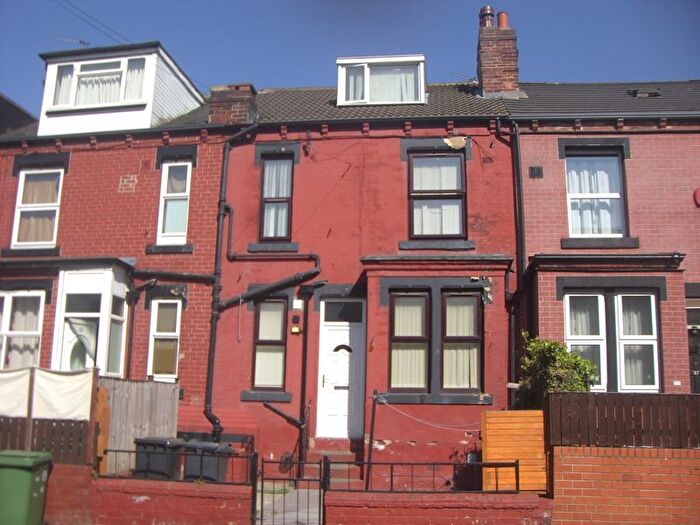 2 Bedroom Terraced House To Rent In Sutherland Mount, Leeds, LS9