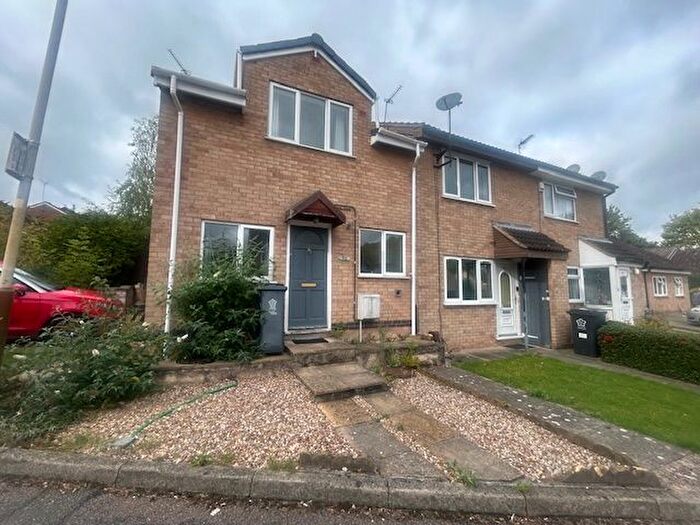 2 Bedroom End Of Terrace House To Rent In Blackthorn Drive, Leicester, LE4