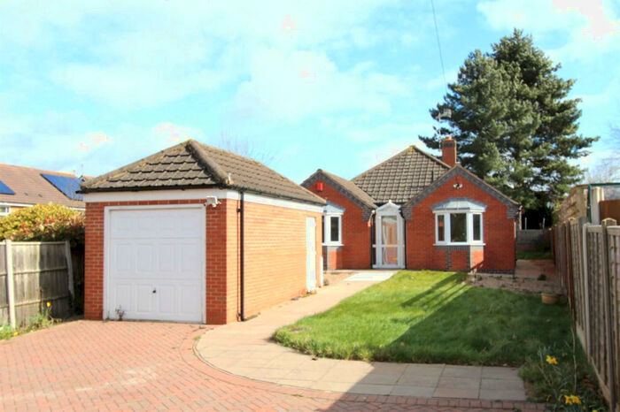 3 Bedroom Bungalow To Rent In Hartlebury, Worcestershire, DY11