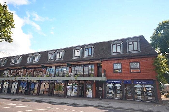 1 Bedroom Apartment To Rent In Station Lane, Hornchurch, Essex, RM12