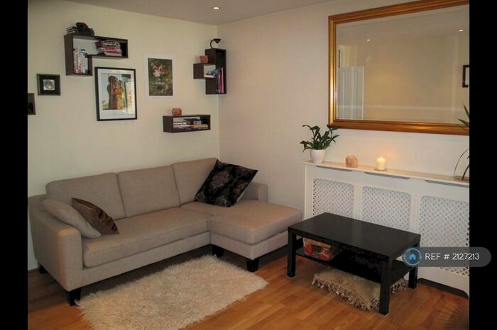 1 Bedroom Flat To Rent In Drakeley Court, London, N5