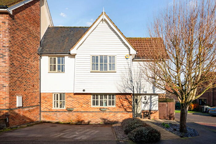 3 Bedroom Semi Detached House For Sale In Barlee Close, Clavering, CB11