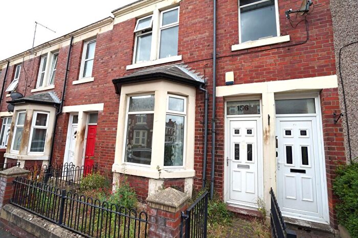 2 Bedroom Flat For Sale In Westbourne Avenue, Bensham, Gateshead, NE8
