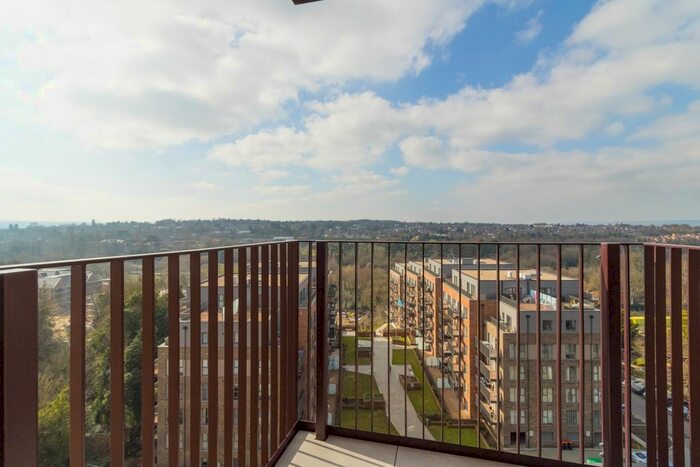 1 Bedroom Flat To Rent In Leander Heights, Springfield Park, Maidstone, ME14